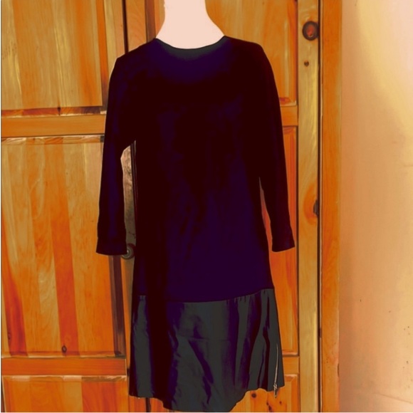 Ted Baker Chic Black Long Sleeve Dress with Faux Leather Detail Sz US 2 Or Ted 0 - Picture 2 of 8